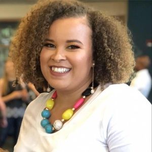 Meet your Posher, T'essence